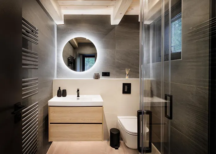 Wellness Tri Vody Demaenovska Dolina 木屋 *